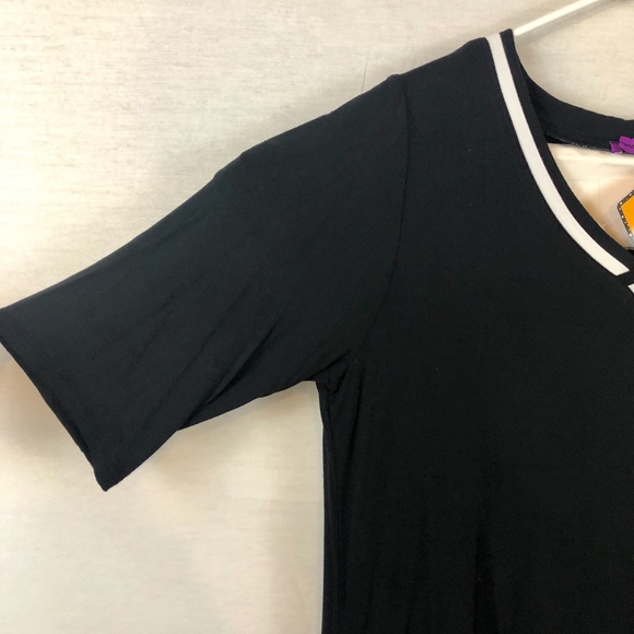 Mountain Mama's *NEW* Tunic Top Shirt - Picture 2 of 7